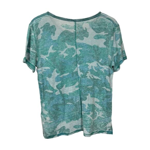 Free People Tourist Tee Camo Print XS Green Soft Short Sleeve Oversized Casual - Picture 5 of 8